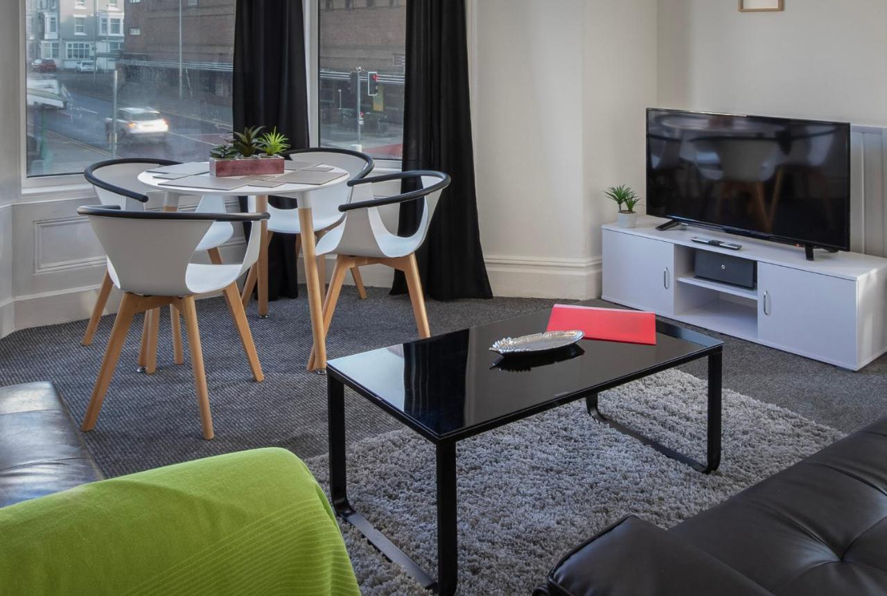 02 Springfield - Sleeps 6 Appartement Blackpool Buitenkant foto